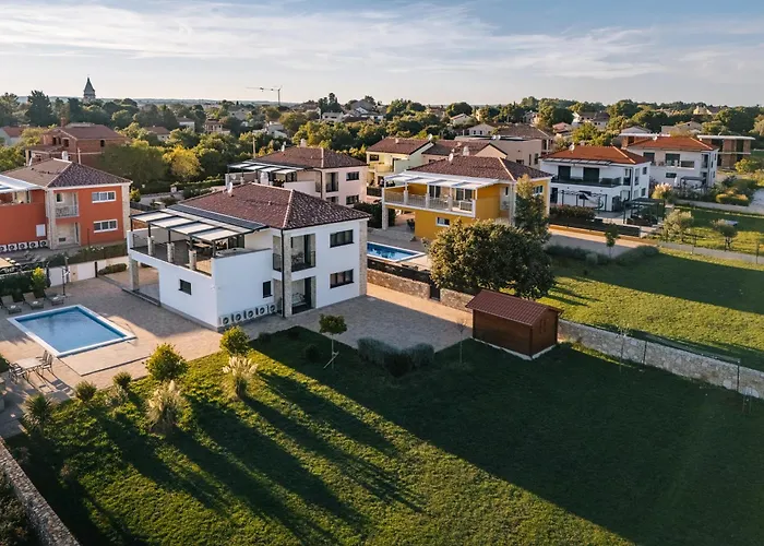 Ville Novak Villaggio By Adex Travel